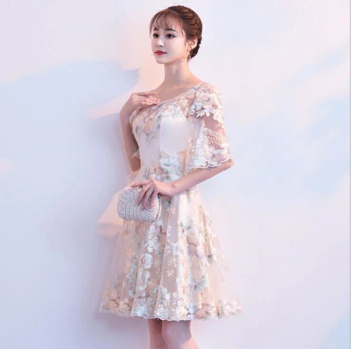 【即納】パーティードレス 膝丈 結婚式ドレス 結婚式 パーティドレス お呼ばれドレス 袖あり 袖 フレア袖 ニ次会 フォーマル 花柄　刺繍 セレブ 二次会 パーティ 2次会 パーティードレス フォーマ