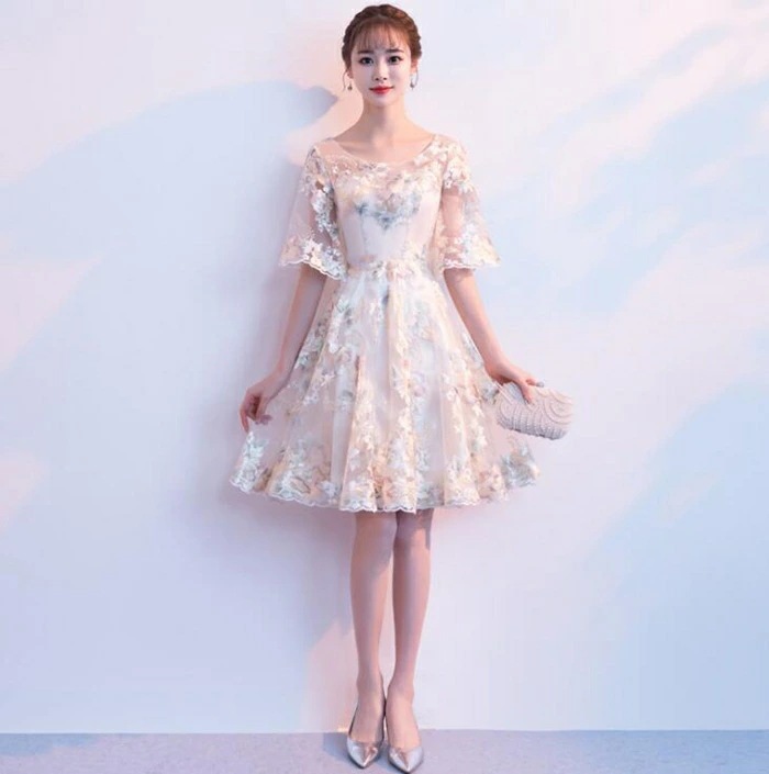 【即納】パーティードレス 膝丈 結婚式ドレス 結婚式 パーティドレス お呼ばれドレス 袖あり 袖 フレア袖 ニ次会 フォーマル 花柄　刺繍 セレブ 二次会 パーティ 2次会 パーティードレス フォーマ