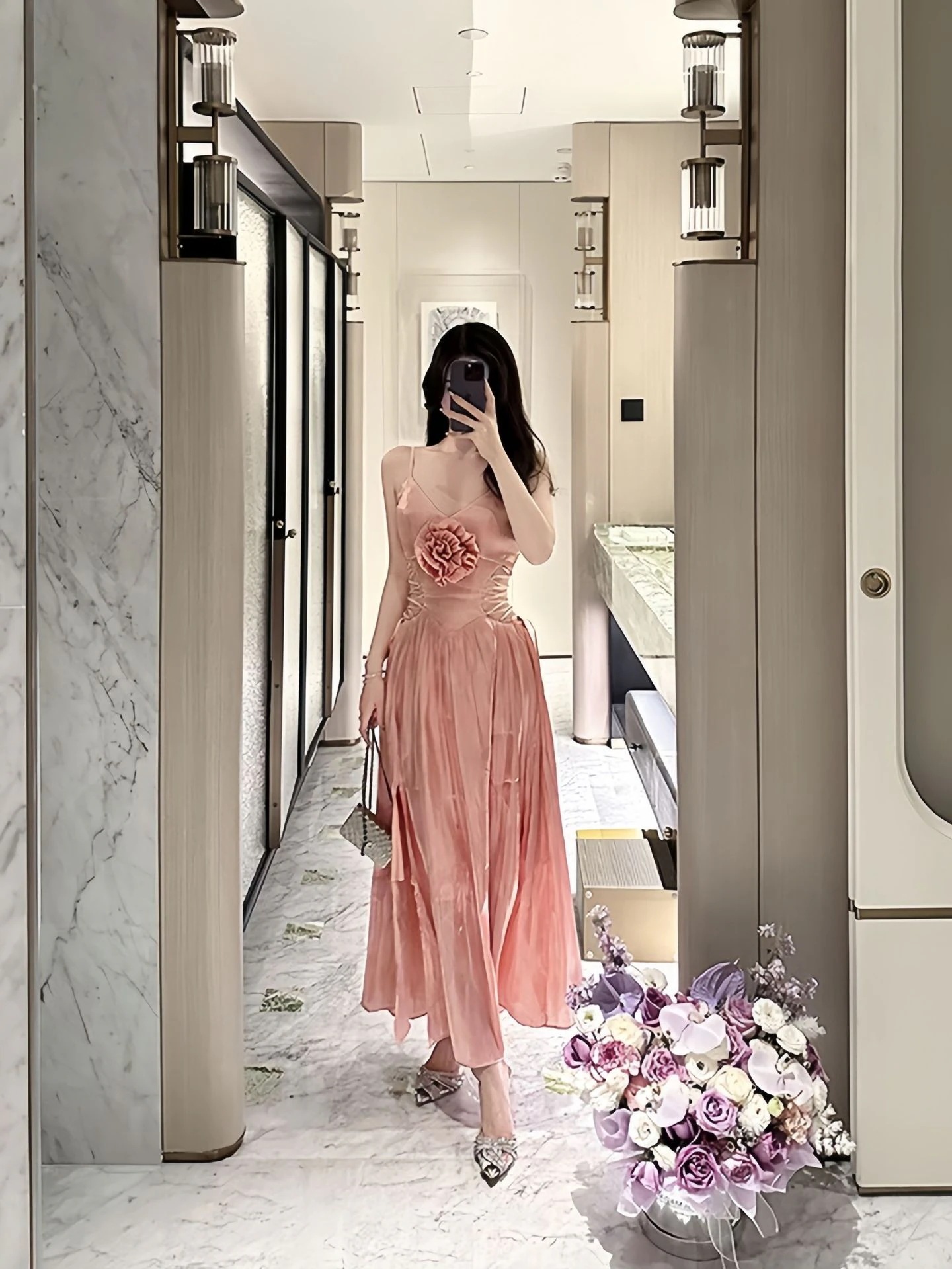 オレンジピンクサスペンダー立体フラワープリーツドレスロングスカート女性用軽い大人プリーツバックレスホリデースカート オレンジピンクサスペンダー立体フラワープリーツドレスロングスカート女性用軽い大人プリーツバックレスホリデースカート