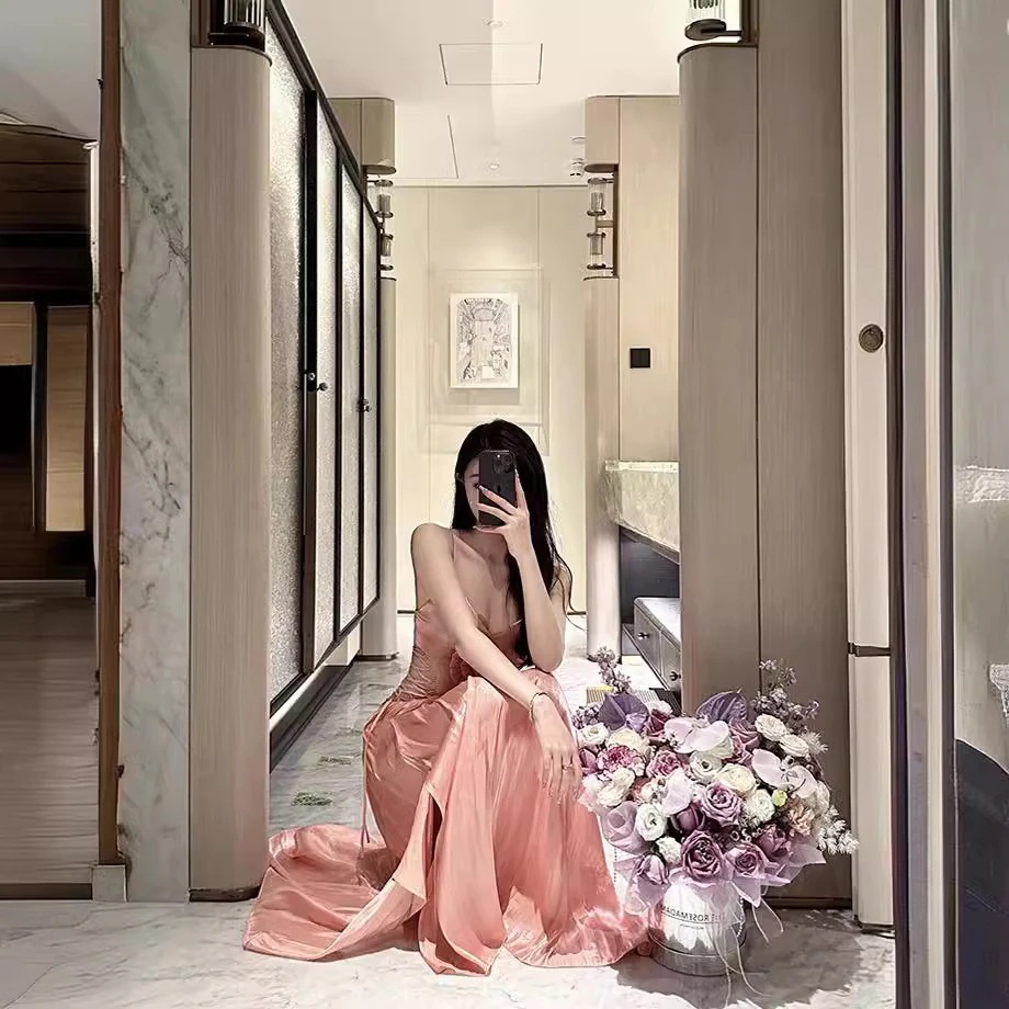 オレンジピンクサスペンダー立体フラワープリーツドレスロングスカート女性用軽い大人プリーツバックレスホリデースカート オレンジピンクサスペンダー立体フラワープリーツドレスロングスカート女性用軽い大人プリーツバックレスホリデースカート