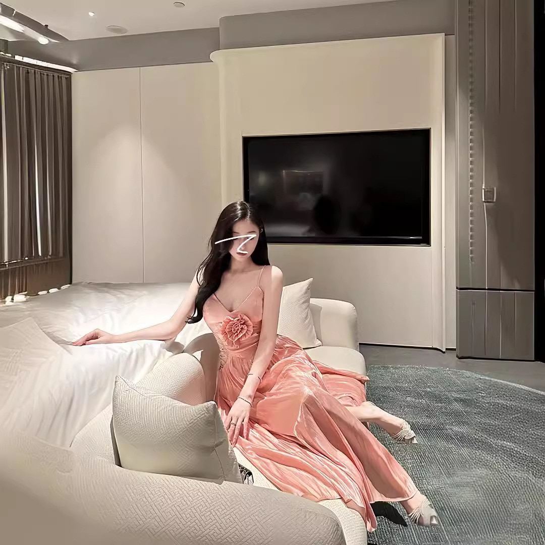 オレンジピンクサスペンダー立体フラワープリーツドレスロングスカート女性用軽い大人プリーツバックレスホリデースカート オレンジピンクサスペンダー立体フラワープリーツドレスロングスカート女性用軽い大人プリーツバックレスホリデースカート