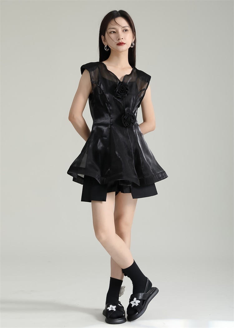 【Gorge.Fashion】 シアーシャツ ローズ型ボタン 夏 袖なし シャツ 着痩せ キャミソール付き ブラウス 日焼け止め レディース ノースリーブ おしゃれ 上質 関連商品は店で購入可能 メガ 【Gorge.Fashion】 シアーシャツ ローズ型ボタン 夏 袖なし シャツ 着痩せ キャミソール付き ブラウス 日焼け止め レディース ノースリーブ おしゃれ 上質 関連商品は店で購入可能 メガ