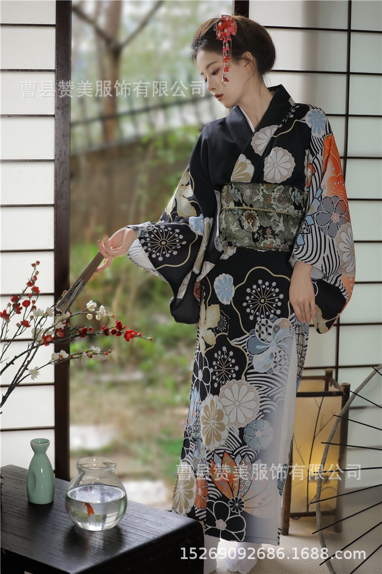 2025年 卒業式 着物 大振袖 伝統版 卒業ドレス 小紋 着物 大正浪漫風 和服セット エレガント 袴下帯 振袖 花柄 入園式 成人式 袴セット 和服 和装 大学生 コスプレ08