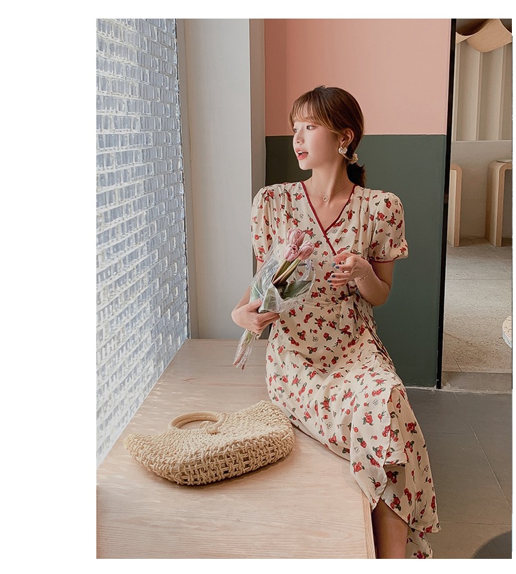 ワンピース デート ロング 袖あり Vネック かわいい 大人可愛い きれいめ シンプル カジュアル 大人 上品 おしゃれ お洒落 主役級 存在感 夏 10代 20代 30代 レディース 女性用 OL