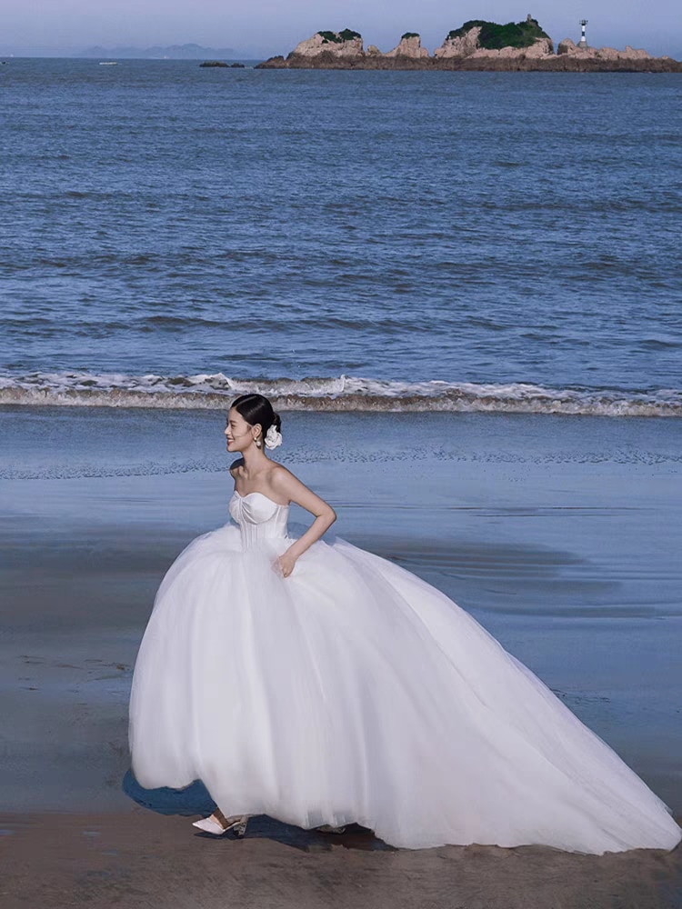 パーティー ウェディングドレス 白 ドレス 花嫁 結婚式 パーティードレス レース オフショルダー 花嫁ロングドレス 結婚式 露背 二次会 お呼ばれ 挙式 姫系 取り外し可能なパフスリーブ_6