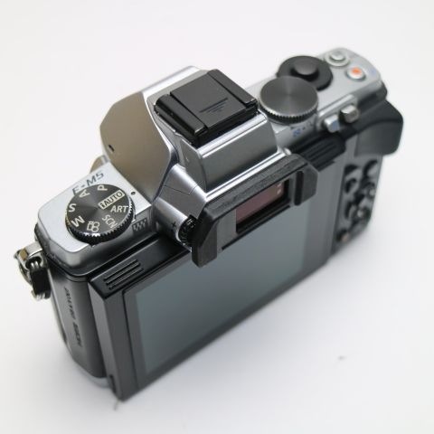 美品 E-M5 シルバー ボディ デジ1 OLYMPUS 153 美品 E-M5 シルバー ボディ デジ1 OLYMPUS 153