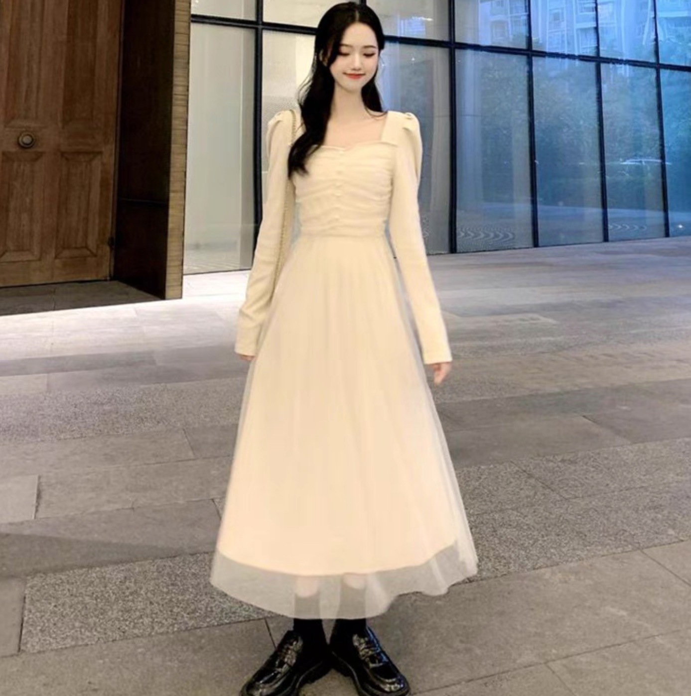 レディース ワンピース フレア ロング 長袖 パフスリーブ バルーン袖 Aライン フェミニン レース チュール ウエストマーク ハイウエスト ボタン ギャザー 異素材ミックス かわいい 大人可愛い レディース ワンピース フレア ロング 長袖 パフスリーブ バルーン袖 Aライン フェミニン レース チュール ウエストマーク ハイウエスト ボタン ギャザー 異素材ミックス かわいい 大人可愛い