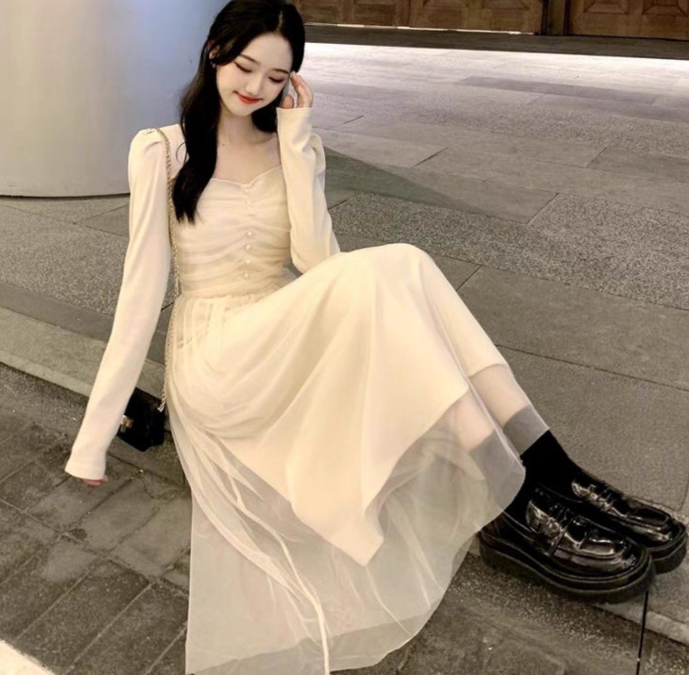 レディース ワンピース フレア ロング 長袖 パフスリーブ バルーン袖 Aライン フェミニン レース チュール ウエストマーク ハイウエスト ボタン ギャザー 異素材ミックス かわいい 大人可愛い レディース ワンピース フレア ロング 長袖 パフスリーブ バルーン袖 Aライン フェミニン レース チュール ウエストマーク ハイウエスト ボタン ギャザー 異素材ミックス かわいい 大人可愛い