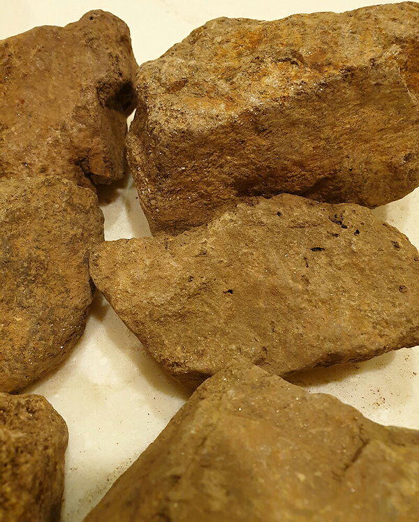 ラジウム鉱石ユークセン石73g