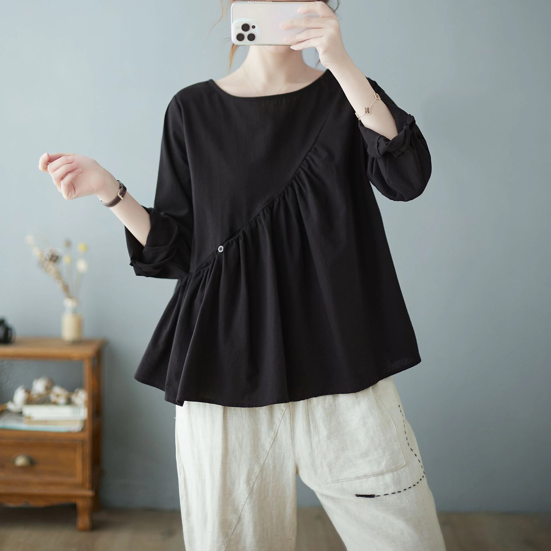 クルーネックトップス 長袖ノーバランス カジュアル シャツ ゆったり 薄手 ン素材トップス 体型カバー ブラウス シンプル 無地T シアーシャツ