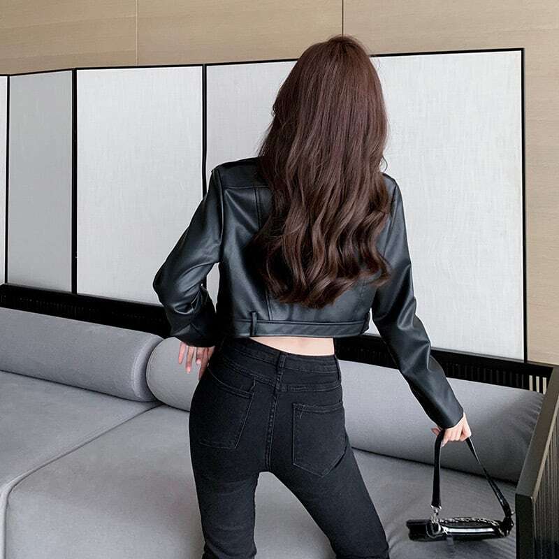 レディース ショート丈 ライダース ジャケット 2色 長袖 ジッパー Vネック 大人可愛い ママコーデ ママファッション 韓国系 オルチャン 人気 トレンド 新作 20代 30代 40代 きれいめ レ レディース ショート丈 ライダース ジャケット 2色 長袖 ジッパー Vネック 大人可愛い ママコーデ ママファッション 韓国系 オルチャン 人気 トレンド 新作 20代 30代 40代 きれいめ レ