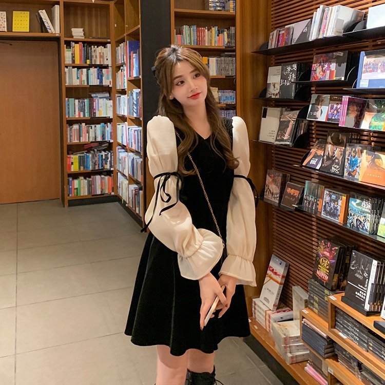 レトロ風 リボン ワンピース 長袖 秋 冬 きれいめ カジュアル かわいい aライン Aライン フレア ワンピドレス ミニ ミニ丈 ショート ショート丈 ぽわん袖 ボリューム袖 ボリュームスリーブ キ