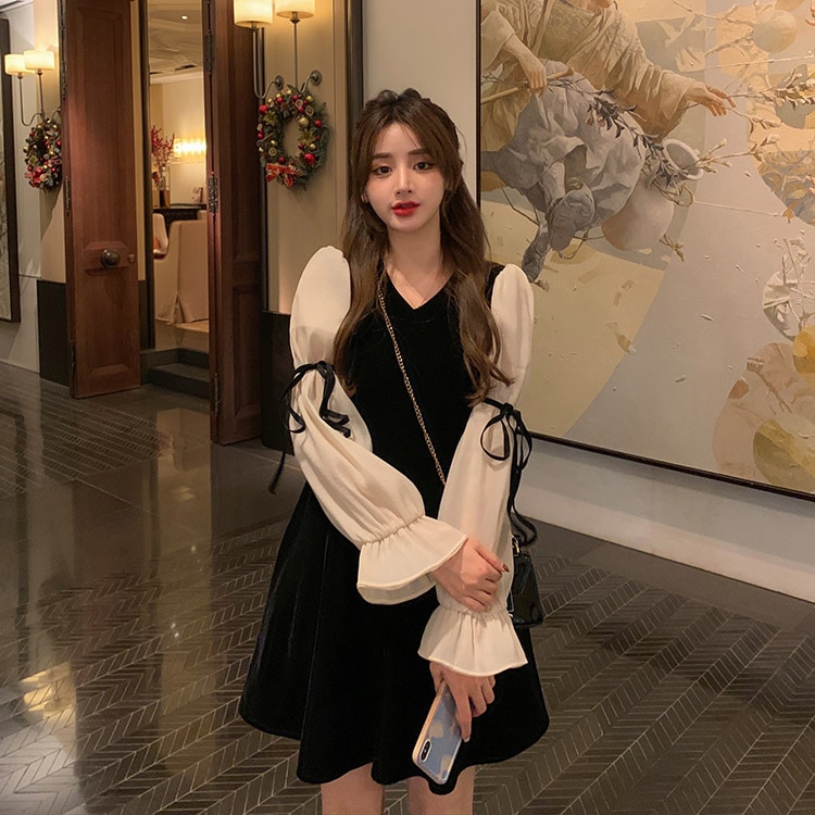 レトロ風 リボン ワンピース 長袖 秋 冬 きれいめ カジュアル かわいい aライン Aライン フレア ワンピドレス ミニ ミニ丈 ショート ショート丈 ぽわん袖 ボリューム袖 ボリュームスリーブ キ