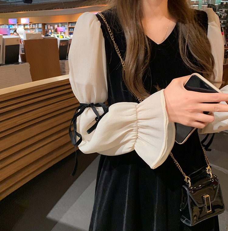 レトロ風 リボン ワンピース 長袖 秋 冬 きれいめ カジュアル かわいい aライン Aライン フレア ワンピドレス ミニ ミニ丈 ショート ショート丈 ぽわん袖 ボリューム袖 ボリュームスリーブ キ