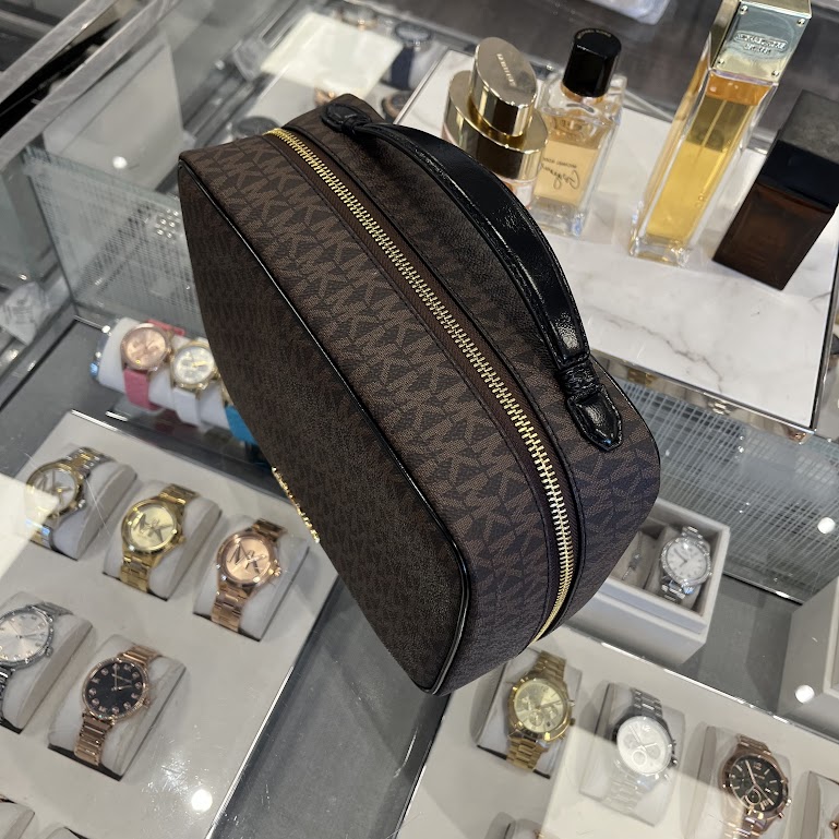 即発 正規品 USA直送 多機能トラベルコスメティックバッグ 35H3GTVN7M-BLACK 即発 正規品 USA直送 多機能トラベルコスメティックバッグ 35H3GTVN7M-BLACK