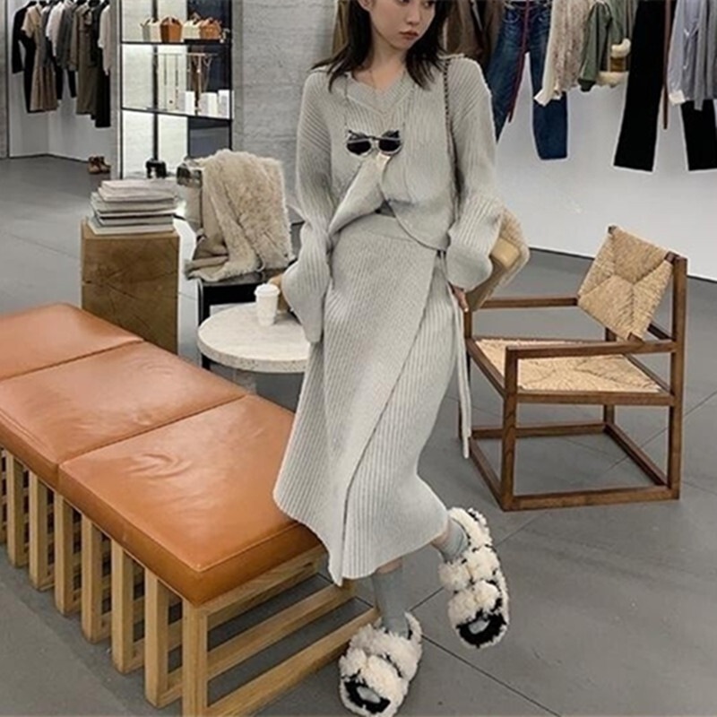 トップス スカート セットアップ ミモレ ミモレ丈 袖あり 長袖 Vネック 襟付き スリット サイドスリット 大人可愛い きれいめ シンプル カジュアル 大人 上品 おしゃれ お洒落 大人女子