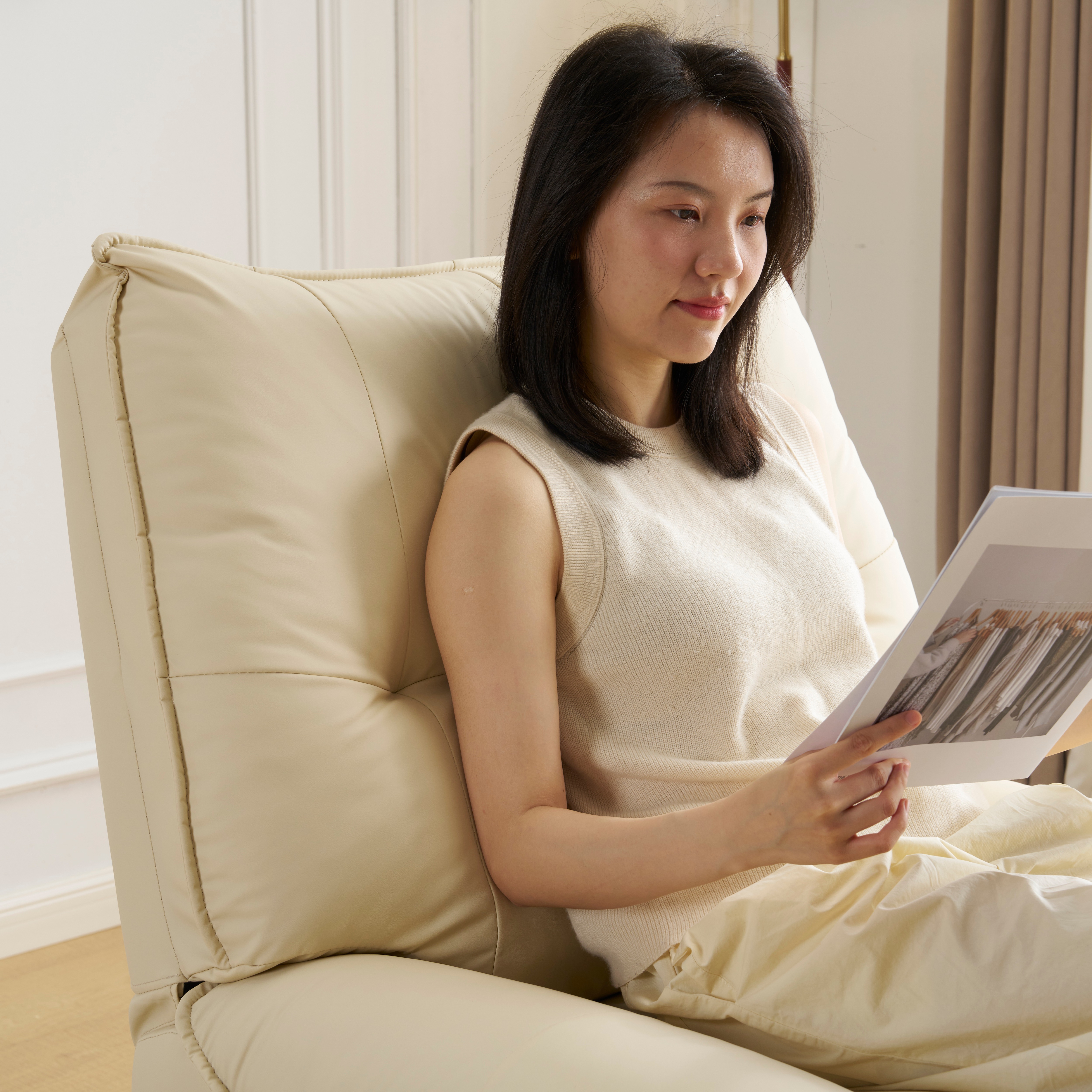 【国内発送】256 リクライニングソファー 肘掛けなし USB+Type-C充電口付き 147 調整可能 270 回転 ゆったり 揺ら揺ら 電動リクライニングソファ オットマン一体型 1人掛け 電