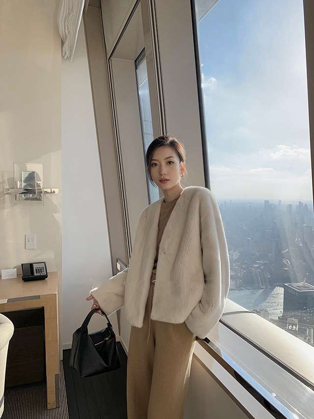 【即納】ジャケット レディース ショートコート アウター ジャケット 上着 大きいサイズ 秋 冬 ノーカラー ファーコート エコファー 暖かい 体型カバー ゆるい ふんわり カジュアル ビックシルエ