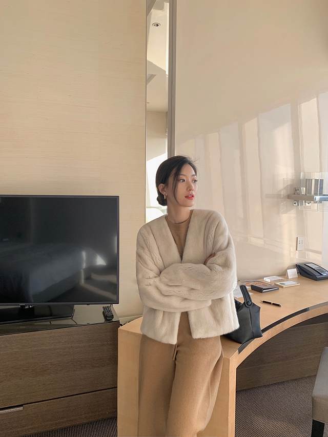 【即納】ジャケット レディース ショートコート アウター ジャケット 上着 大きいサイズ 秋 冬 ノーカラー ファーコート エコファー 暖かい 体型カバー ゆるい ふんわり カジュアル ビックシルエ