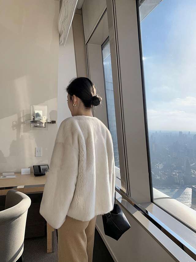 【即納】ジャケット レディース ショートコート アウター ジャケット 上着 大きいサイズ 秋 冬 ノーカラー ファーコート エコファー 暖かい 体型カバー ゆるい ふんわり カジュアル ビックシルエ