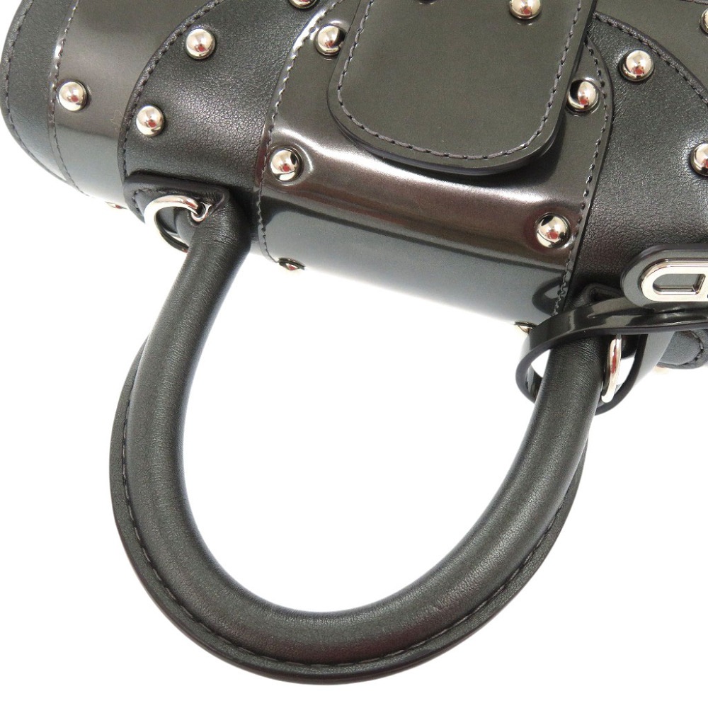 新品同様 サンルイ ブリヨン マイクロ アイロン シールド スタッズ ショルダーバッグ パテントレザー アンティークブラック 0990【中古】 レディース 新品同様 サンルイ ブリヨン マイクロ アイロン シールド スタッズ ショルダーバッグ パテントレザー アンティークブラック 0990【中古】 レディース