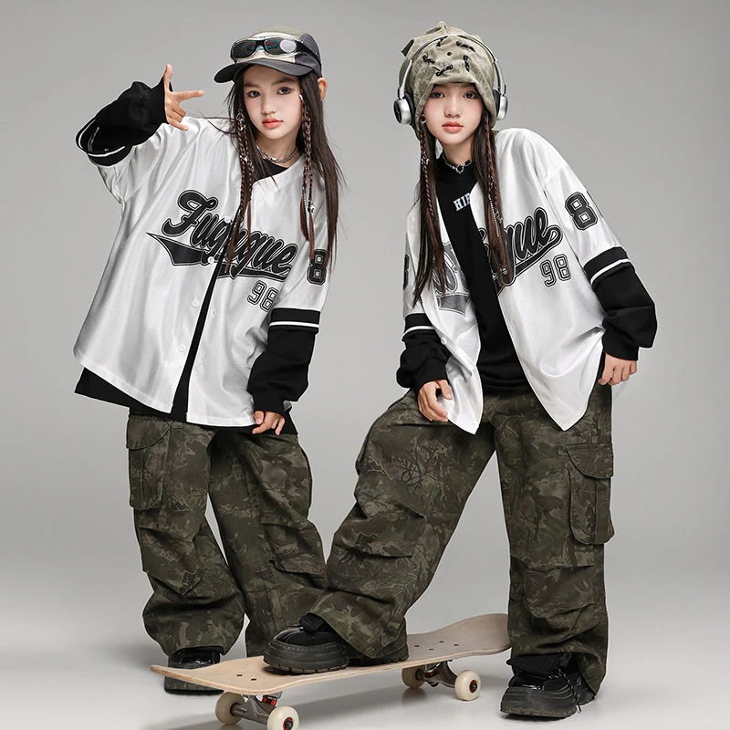Hiphopストリートダンスの子供のファッション服の男女の子供のヒップホップのゆったりしたファッションの野球のシャツの演出服の子供のショーの服装