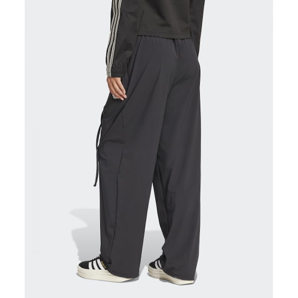 Qoo10] adidas アディダスリボンパラシュートパンツ-ブラ