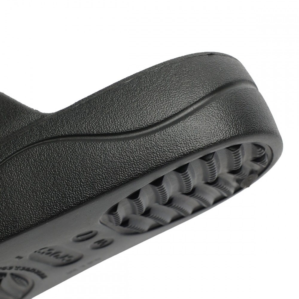 クロックスバヤプラットフォームサンダル 208188-001 クロックスバヤプラットフォームサンダル 208188-001