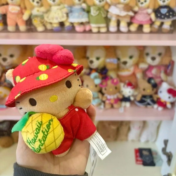 Qoo10] ハワイパイナップル園の新作キティぬいぐる
