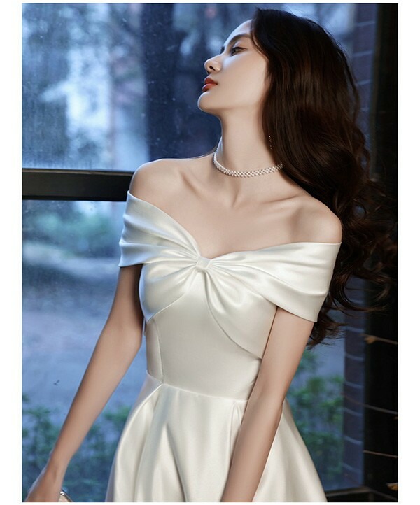 ウェディングドレス オフショルダー ホワイト 白 ミモレドレス シンプル 袖あり 背中開き 編み上げ 花嫁 結婚式 披露宴 お呼ばれ 20代 30代 40代 前撮り 後撮り フォト婚 bi045zez ウェディングドレス オフショルダー ホワイト 白 ミモレドレス シンプル 袖あり 背中開き 編み上げ 花嫁 結婚式 披露宴 お呼ばれ 20代 30代 40代 前撮り 後撮り フォト婚 bi045zez