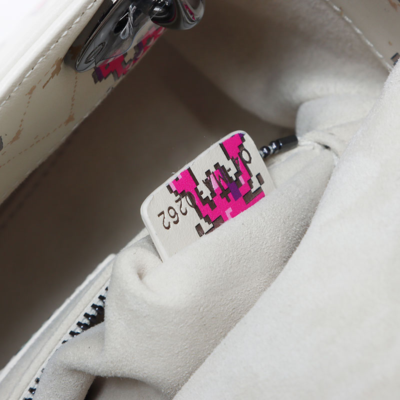 ショルダーバッグ ホワイト WS11156 ショルダーバッグ ホワイト WS11156