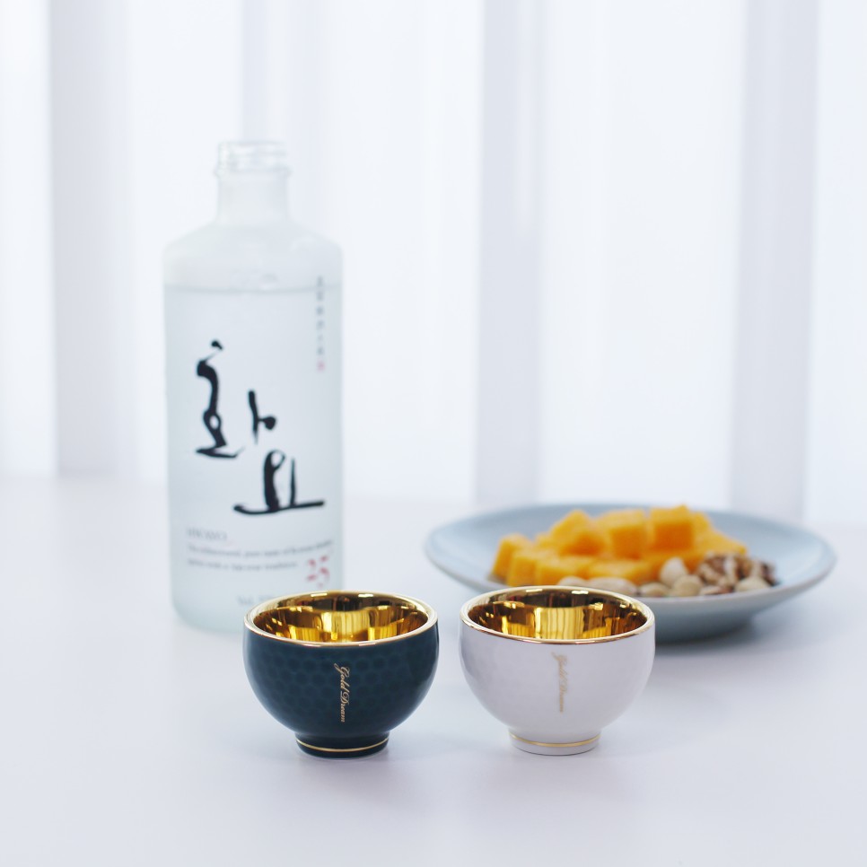 高級感あふれる贈り物 ギフト - ゴールドドリーム24K金杯 ドイツ製24K金 ホールインワン記念 ゴルフボール 陶器