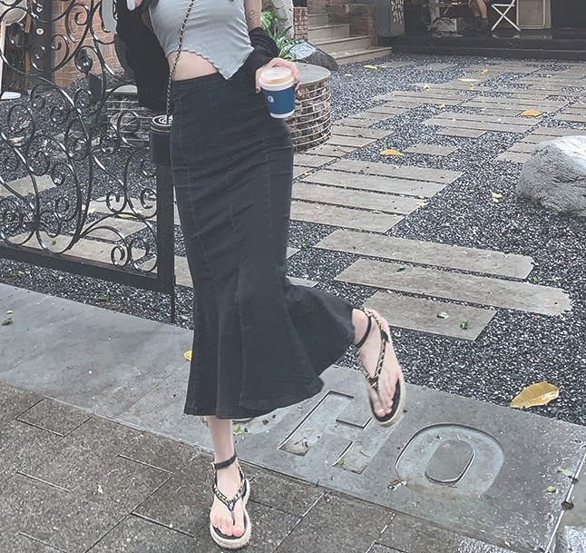 スカート ロングスカート マーメードスカート ロング ロング丈 スリム タイト 細身 マーメイド 切り替えデザイン 前スリット デニム かわいい 大人可愛い きれいめ カジュアル 大人 上品 おしゃれ