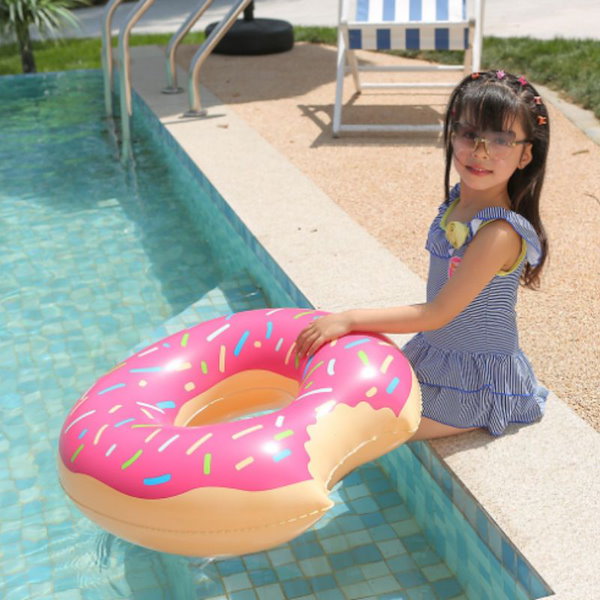 ドーナツうきわ♡しろくまちゃん ドーナツうきわ♡しろくまちゃん