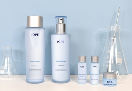 ヒアルロニック 基礎化粧品 2点セット スキンケアセット トナー 150ml+エマルジョン 130ml 韓国人気コスメ 水分 ヒアルロン酸集中ケアセットしっとり ヒアルロニック 基礎化粧品 2点セット スキンケアセット トナー 150ml+エマルジョン 130ml 韓国人気コスメ 水分 ヒアルロン酸集中ケアセットしっとり