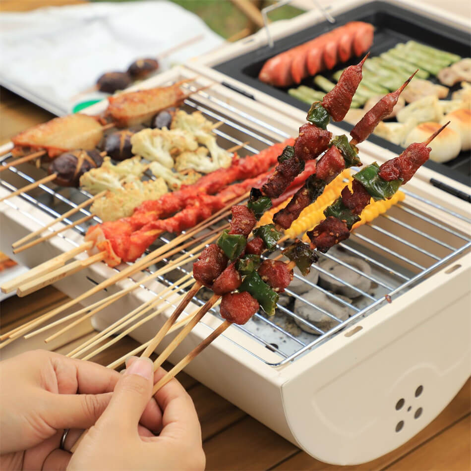 バーベキューコンロ 卓上 蓋付き 携帯型アウトドアコンロ 3-5人用大容量 ドーム型蓋付きコンロ 厚みのある焼き網 小型キャンプ場 バーベキュー 携帯型アウトドアバーベキューコンロ 家庭用室内 高品質