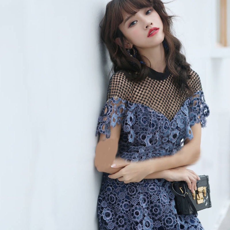 レースティアードワンピース ワンピース ティアードワンピース 膝丈 ひざ丈 袖あり 半袖 ハイネック フレア レース 透け感 シースルー ポリエステル かわいい 大人可愛い シンプル カジュアル 大人