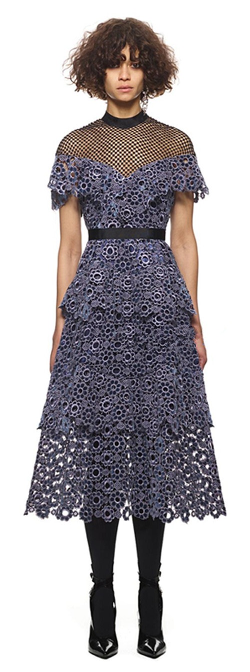 レースティアードワンピース ワンピース ティアードワンピース 膝丈 ひざ丈 袖あり 半袖 ハイネック フレア レース 透け感 シースルー ポリエステル かわいい 大人可愛い シンプル カジュアル 大人