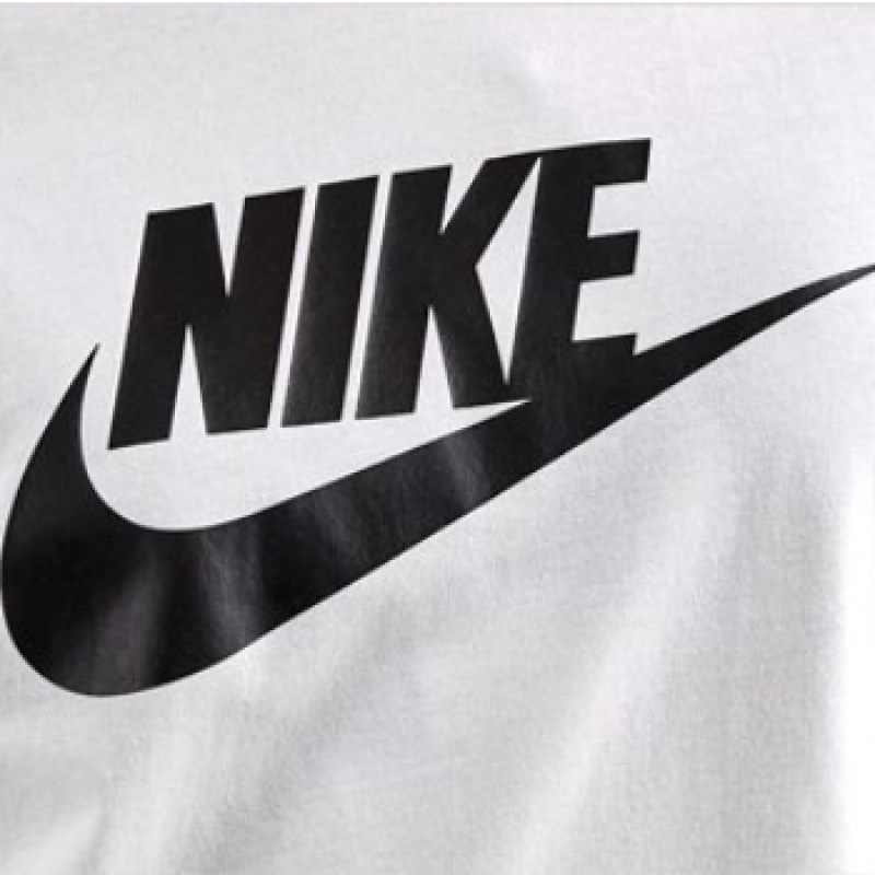 ナイキレディーススポーツウェアエッセンシャルアイコンフューチャーショートスリーブ T シャツ DX7906_100 ナイキレディーススポーツウェアエッセンシャルアイコンフューチャーショートスリーブ T シャツ DX7906_100