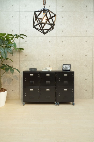 チェスト4D TPN-31BK TPN-31GR 扉付き キャビネット おしゃれ キャスター付 ロッカー チェスト 4D 棚 収納 店舗 事務所 ブラック グリーン チェスト4D TPN-31BK TPN-31GR 扉付き キャビネット おしゃれ キャスター付 ロッカー チェスト 4D 棚 収納 店舗 事務所 ブラック グリーン