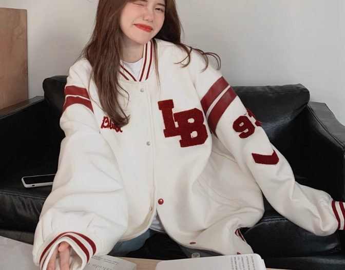 ユニフォーム風 レディース ジャケット アウター 上着 ミドル丈 長袖 ベースボールカラー 前開き ボタン 薄手 コットン カジュアル おしゃれ かっこいい レトロ ラフ メンズライク ボーイッシュ