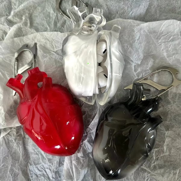 心臓のケース HEARTCASE 心臓デザイン AirPodsイヤホンケース ハイ