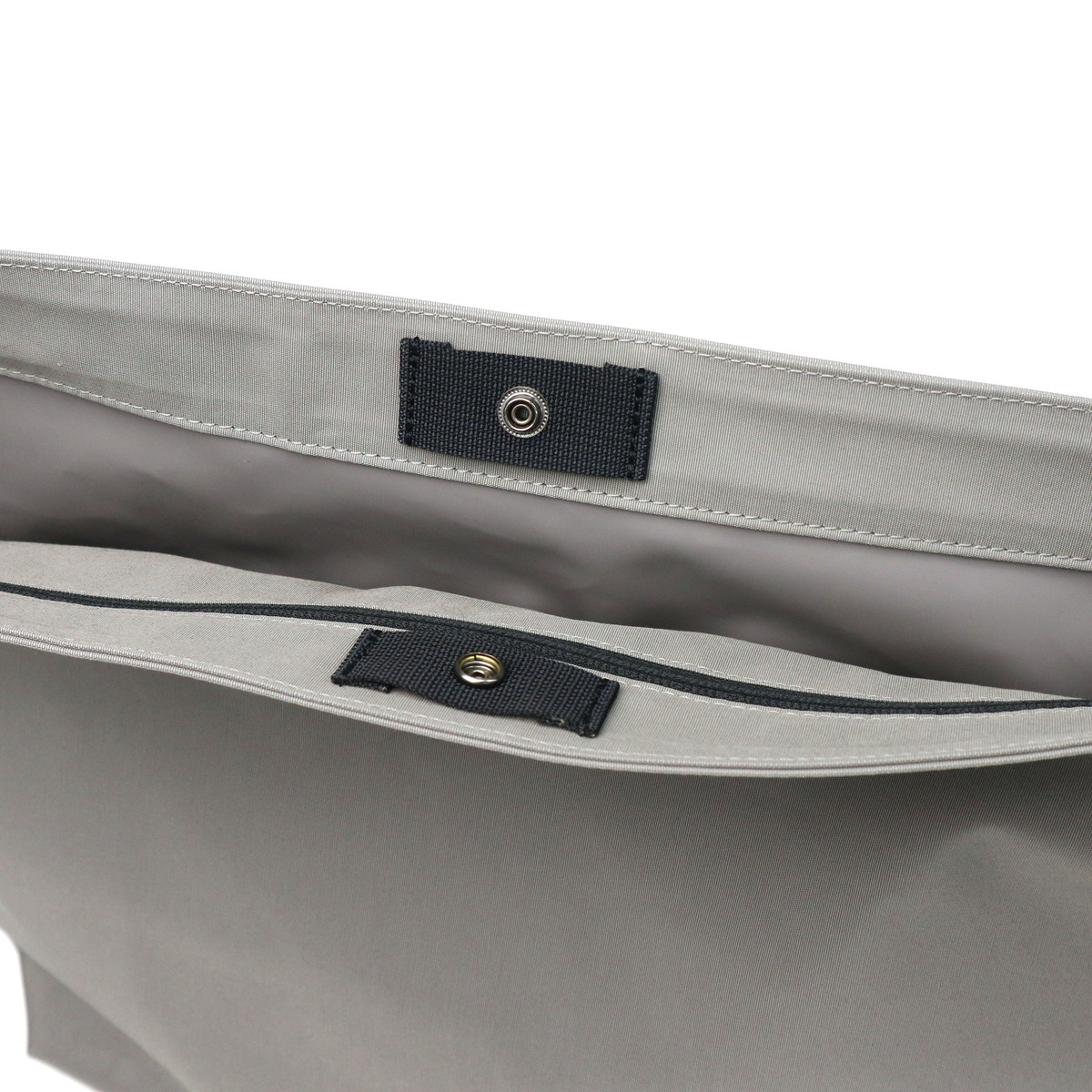 SIMPLICITY PLUS SHOULDER M 斜めがけ 大容量 撥水 メンズ レディース