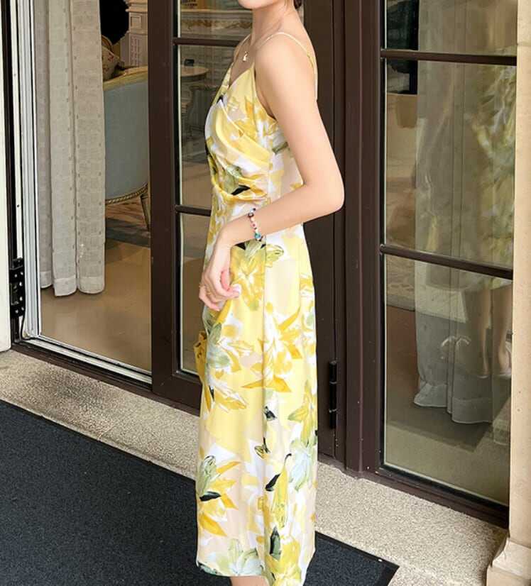 ワンピース 上着 人気 おすすめ おしゃれ お洒落 激安 安い プチプラ 肩出し ノースリーブ ラウンドネック 肌見せ とろみ 背中開き 丸首 柄 フリル プリント 花柄 ポリエステル lo ワンピース 上着 人気 おすすめ おしゃれ お洒落 激安 安い プチプラ 肩出し ノースリーブ ラウンドネック 肌見せ とろみ 背中開き 丸首 柄 フリル プリント 花柄 ポリエステル lo