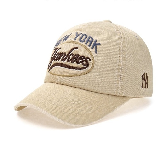 aespaカリナ着用 Vintage Cursive Unstructured Ball Cap　キャップ 大人気 韓国　アイドル着用　正規品