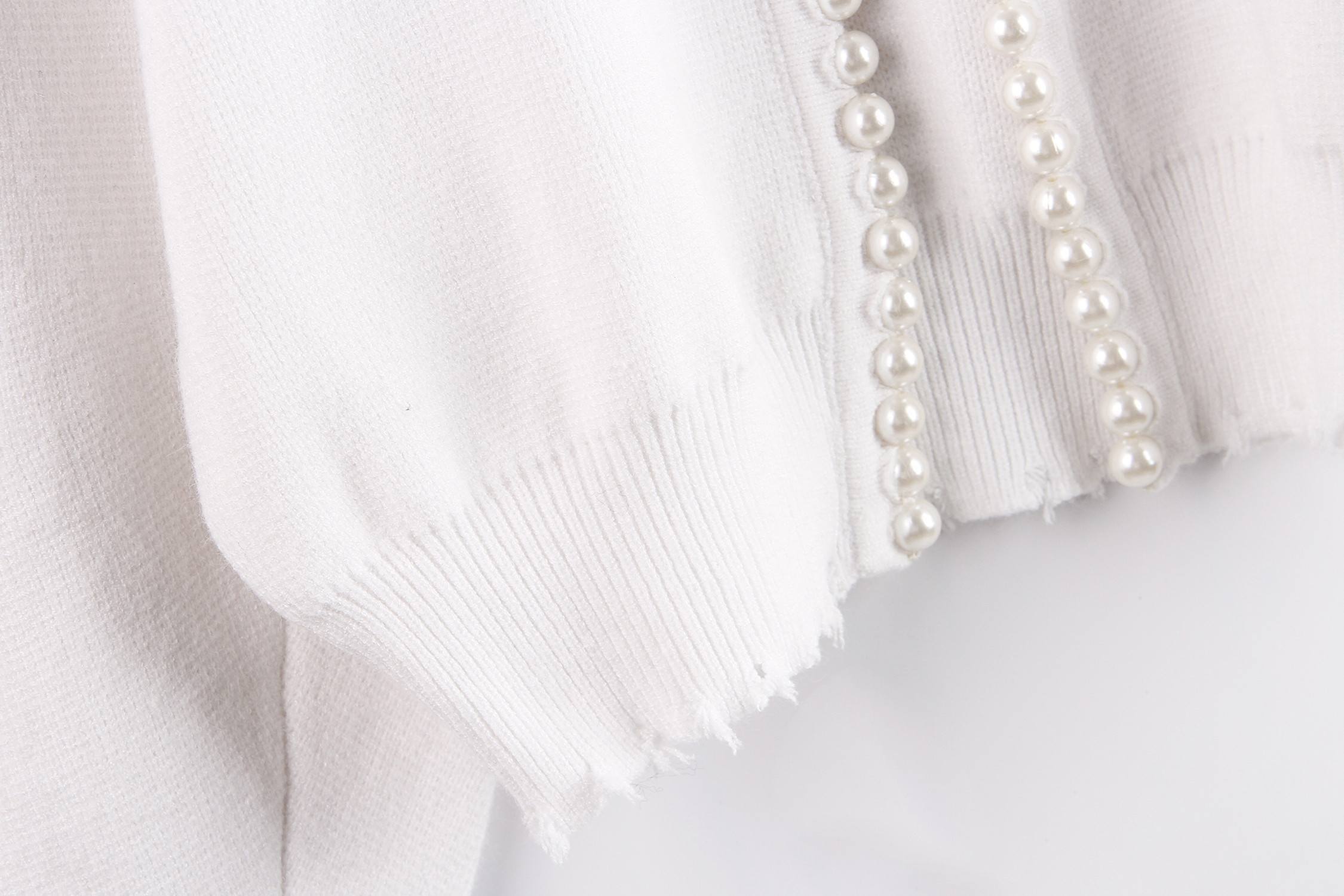 アンサンブル スカート ニットソー セーター カーディガン 白トップス 袖あり 長袖 パフスリーブ Vネック ラウンドネック ふわふわ リブ 前開き ニット ウール かわいい 大人可愛い アンサンブル スカート ニットソー セーター カーディガン 白トップス 袖あり 長袖 パフスリーブ Vネック ラウンドネック ふわふわ リブ 前開き ニット ウール かわいい 大人可愛い