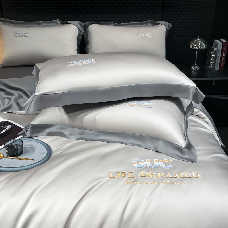 夏の両面アイスシルク4ピースシルクキルトカバーベッドノルディックスタイルシート 夏の両面アイスシルク4ピースシルクキルトカバーベッドノルディック