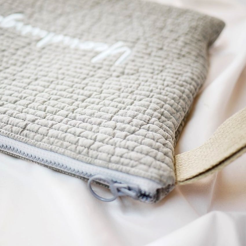 【1つ買うと10個無料】ハングル刺繍可能! ヌビ素材 刺繍入りポーチ MサイズLサイズ メイクポーチ420化粧ポーチ-大容量 【1つ買うと10個無料】ハングル刺繍可能! ヌビ素材 刺繍入りポーチ MサイズLサイズ メイクポーチ420化粧ポーチ-大容量