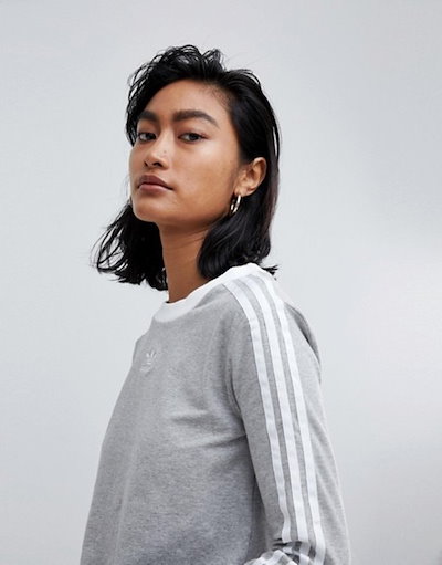 アディダスアディダス レディース Tシャツ トップス adidas Originals Three Stripe Long Sleeve T-Shirt In Gray アディダスアディダス レディース Tシャツ トップス adidas Originals Three Stripe Long Sleeve T-Shirt In Gray