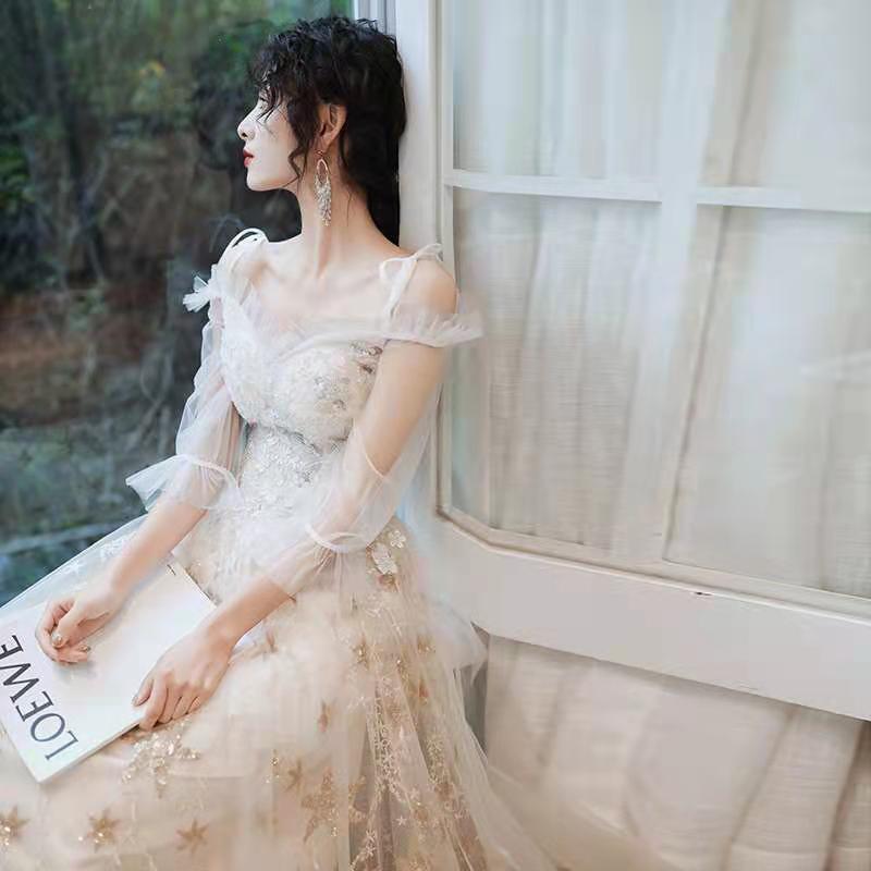 カラードレス 編み上げ パーティードレス フォーマルドレス ロングドレス シャンパン 長袖 星柄 結婚式 二次会 発表会 ウェディングドレス ウエディングドレス ゲストドレス 花嫁 ブライダル イブニ